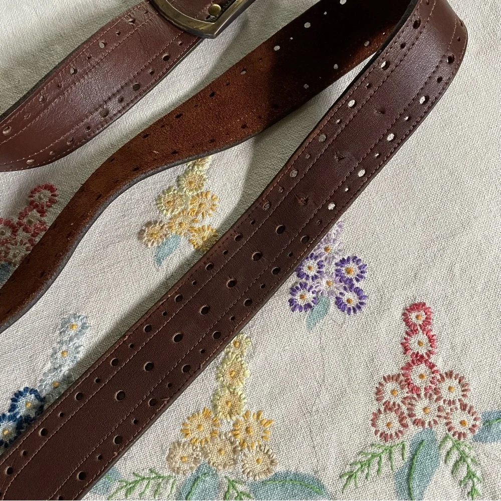 Vintage Leather Perforated Belt with Burnished Brass Buckle. Brown. Large 42-44